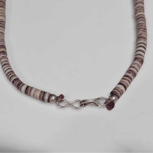 Vintage Handmade Heishi and 7 Turquoise Nuggets Necklace - Picture 5 of 8